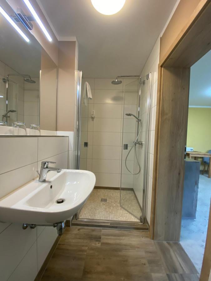 Vorsicht Hotel Deyelsdorf 外观 照片