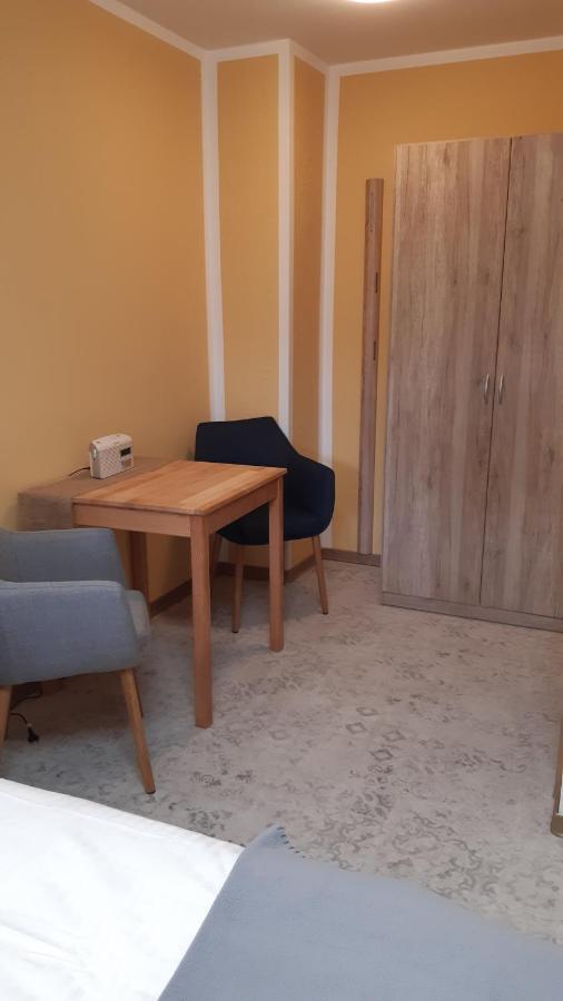 Vorsicht Hotel Deyelsdorf 外观 照片
